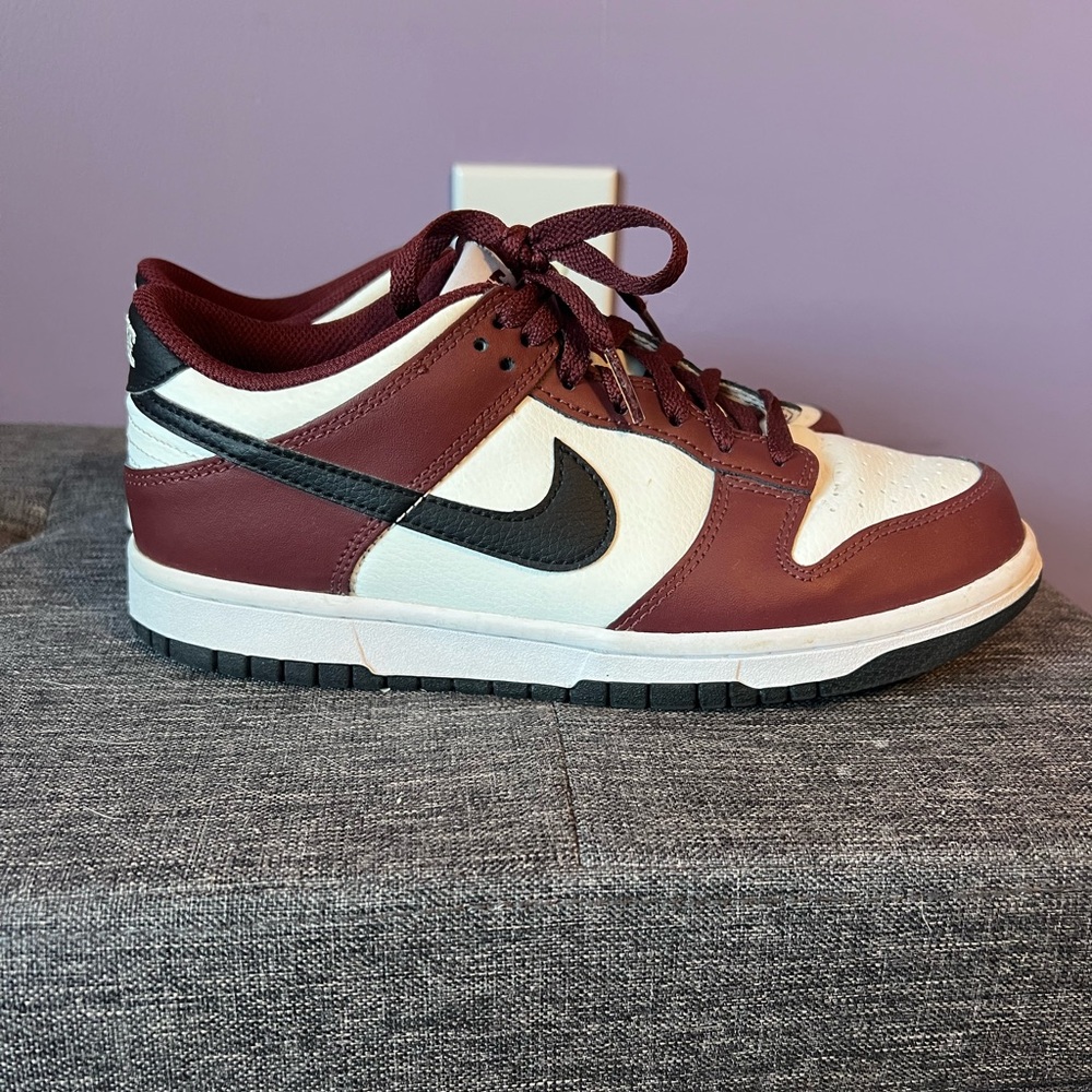NIKE DUNK LOW